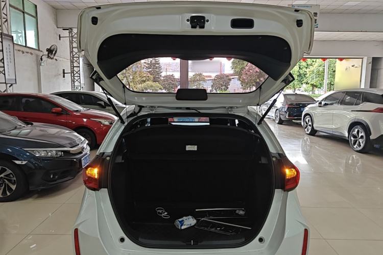 Used Honda Fit 2023 1.5L CVT Trend Edition Trunk