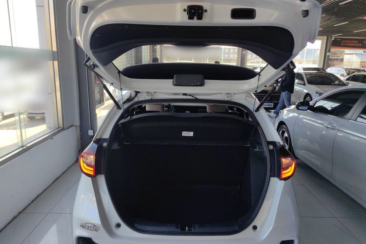 Used Honda Fit 2023 1.5L CVT Trendy Sports Edition Trunk