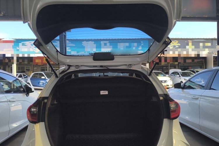 Used Honda Fit 2023 1.5L CVT Trend Edition Trunk