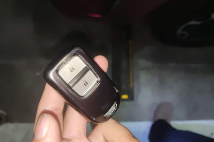 Used Honda Fit 2023 1.5L CVT Trend Edition Vehicle Key
