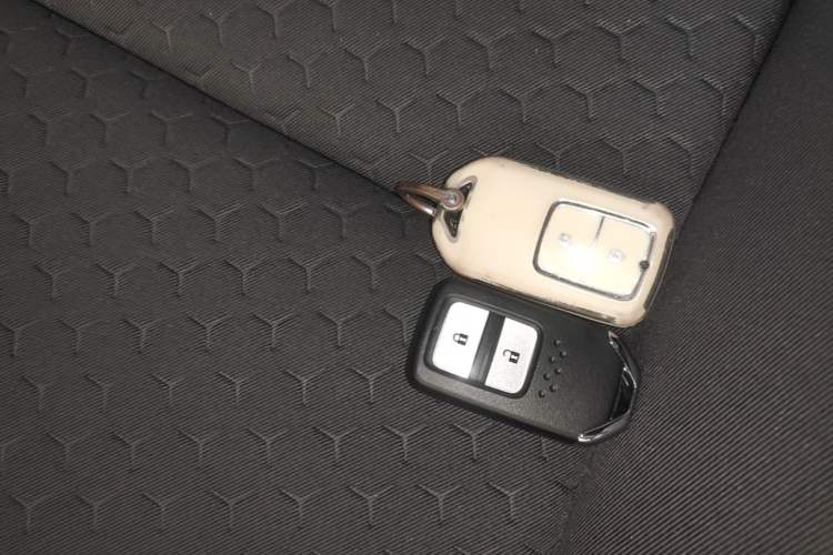Used Honda Fit 2023 1.5L CVT Trend Edition Vehicle Key