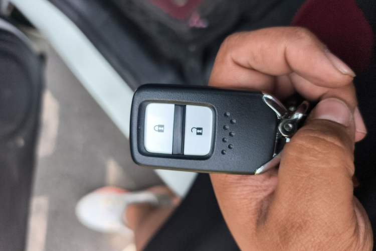 Used Honda Fit 2023 1.5L CVT Trend Edition Vehicle Key