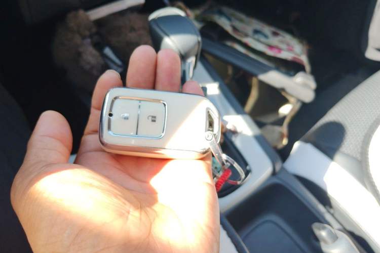 Used Honda Fit 2023 1.5L CVT Trend Edition Vehicle Key