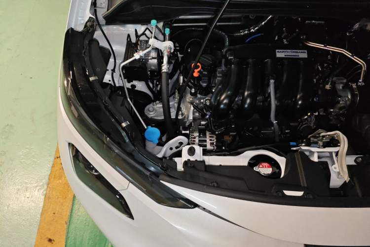 Used Honda Fit 2025 Basic Model Engine Bay Right