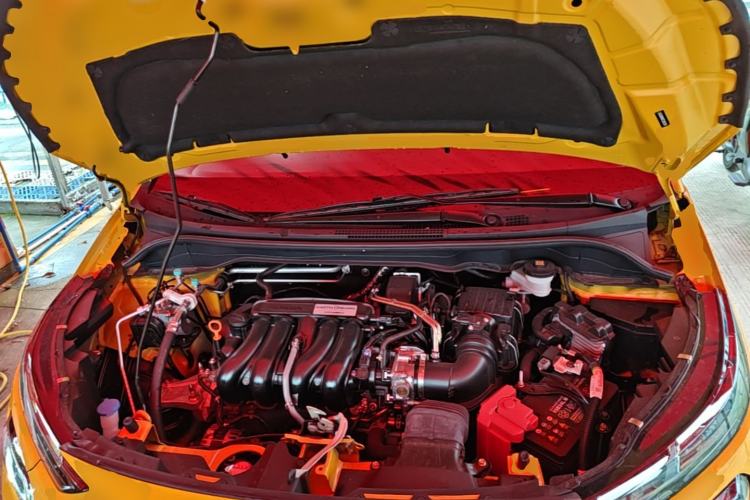 Used Honda Fit 2025 Basic Model Engine Bay