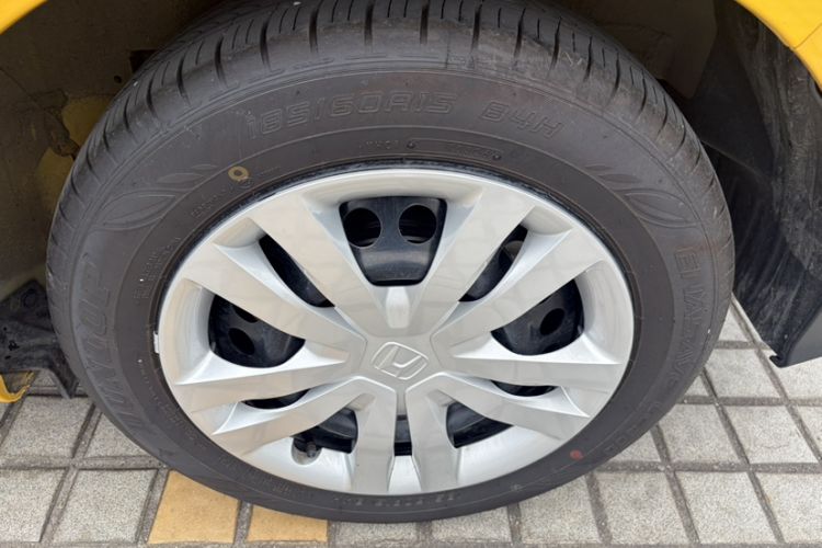 Used Honda Fit 2025 Basic Model Exterior 11