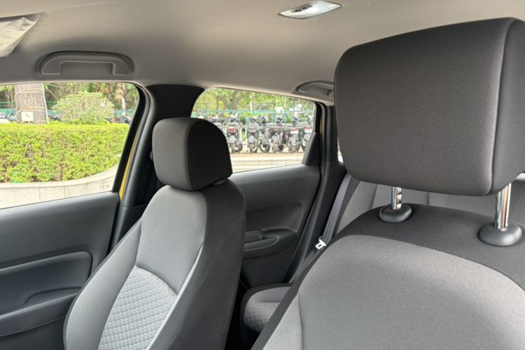 Used Honda Fit 2025 Basic Model Headliner