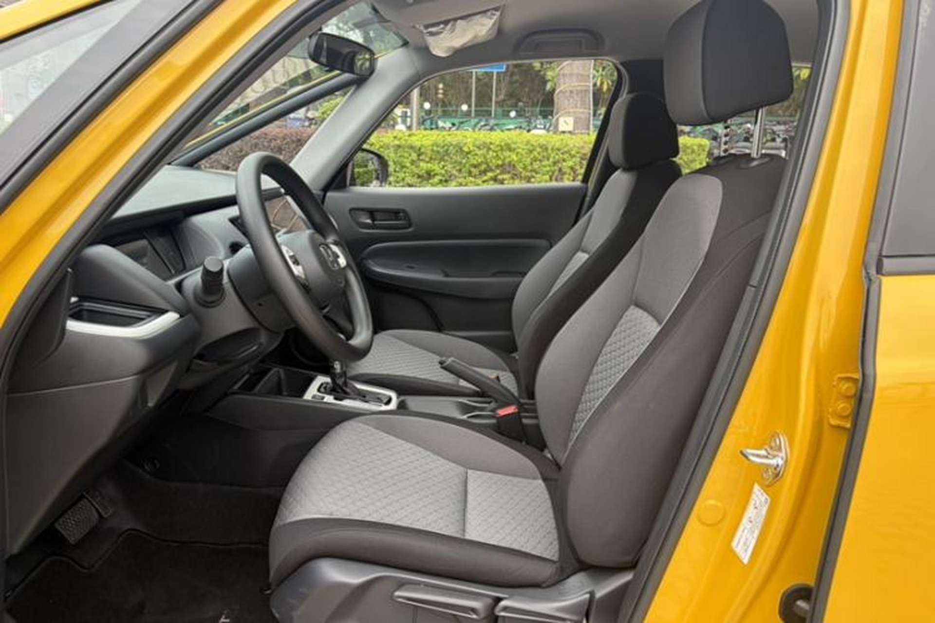 Used Honda Fit 2025 Basic Model Left Front Seat