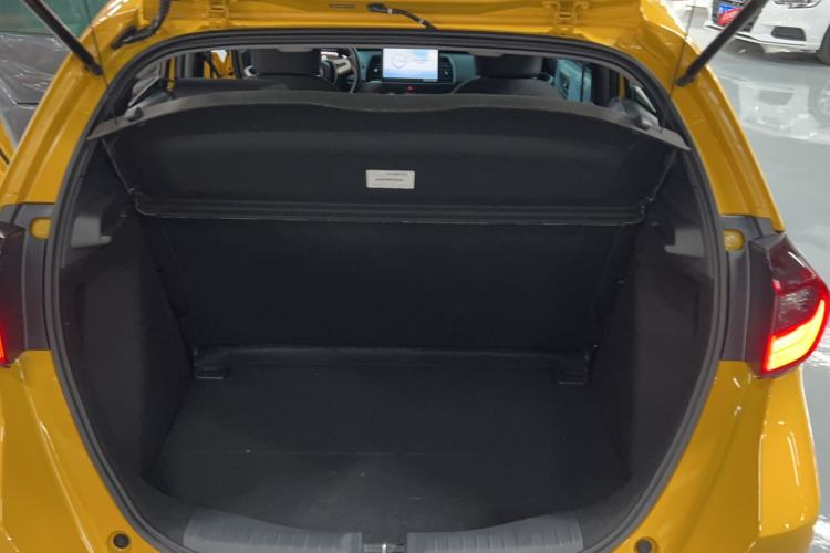 Used Honda Fit 2025 Basic Model Trunk