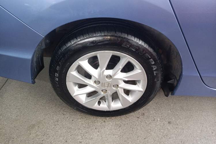 Used Honda Gienia 2017 1.5L CVT Comfort Version Right Rear Wheel Hub