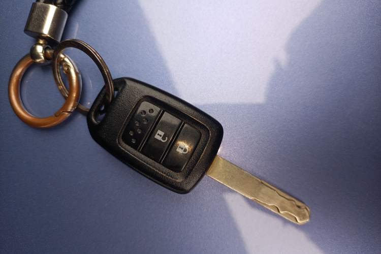Used Honda Gienia 2017 1.5L CVT Comfort Version Vehicle Key
