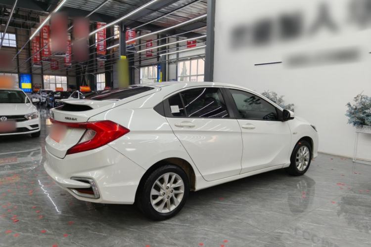 Used Honda Gienia 2017 1.5L CVT Classic Edition Exterior 7
