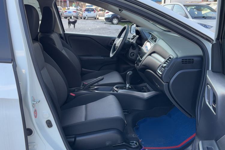 Used Honda Gienia 2017 1.5L CVT Classic Edition Interior 1
