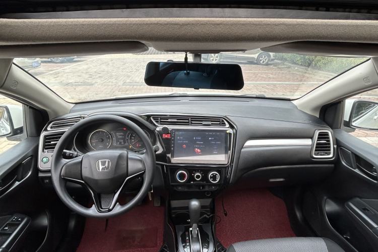Used Honda Gienia 2017 1.5L CVT Comfort Version Interior 1