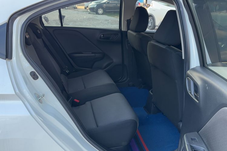 Used Honda Gienia 2017 1.5L CVT Classic Edition Interior 2
