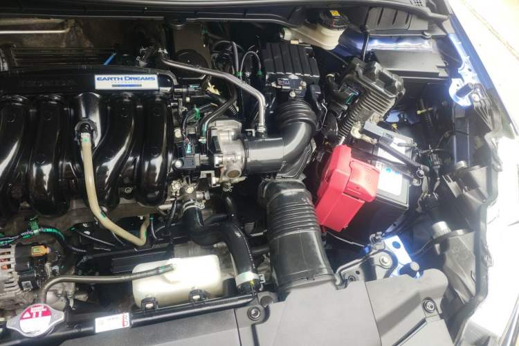 Used Honda Gienia 2017 1.5L CVT Comfort Version Engine Bay Left