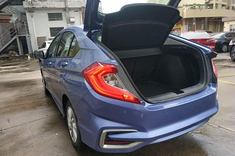 Used Honda Gienia 2017 1.5L CVT Comfort Version Exterior 2