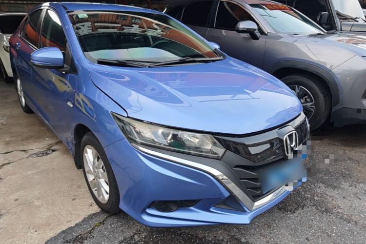 Used Honda Gienia 2017 1.5L CVT Classic Edition Front Right 45 Deg