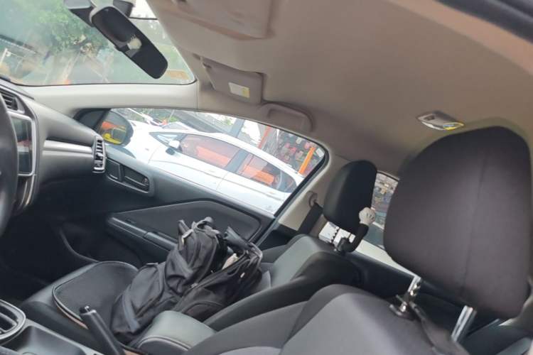 Used Honda Gienia 2017 1.5L CVT Classic Edition Headliner