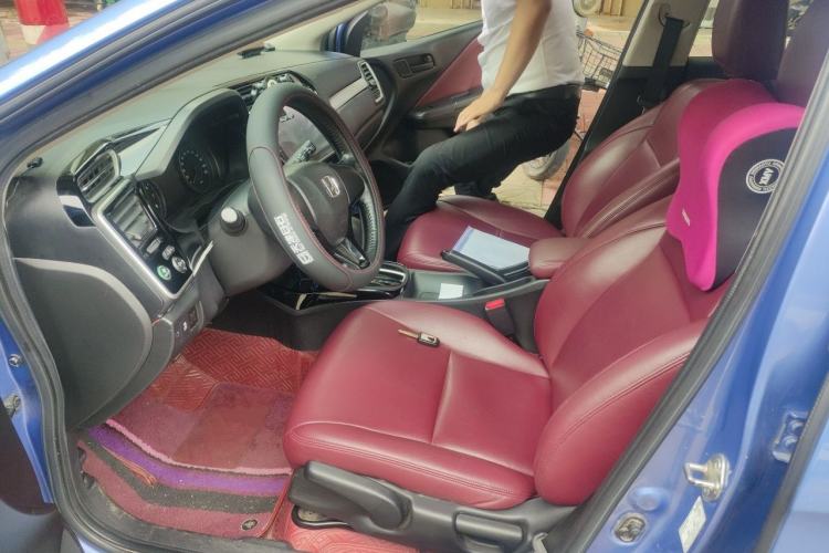 Used Honda Gienia 2017 1.5L CVT Comfort Version Left Front Seat
