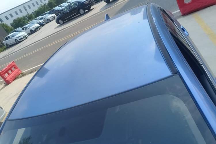 Used Honda Gienia 2017 1.5L CVT Classic Edition Roof