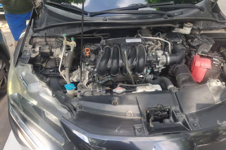 Used Honda Gienia 2017 1.5L CVT Fashion Edition Engine Bay Right