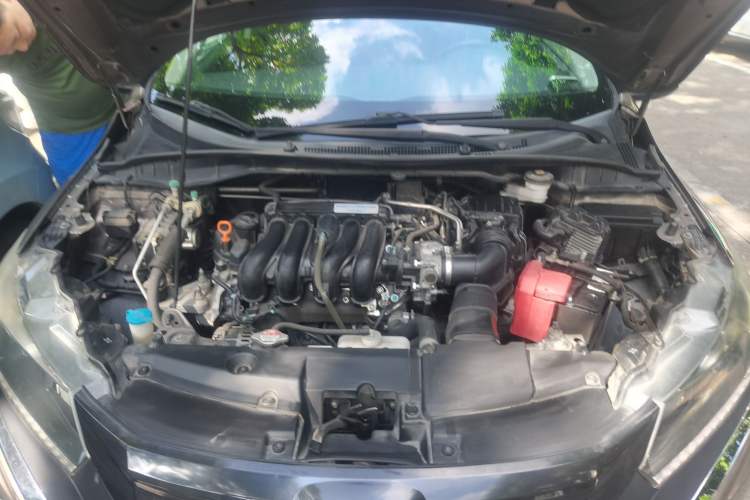 Used Honda Gienia 2017 1.5L CVT Fashion Edition Engine Bay