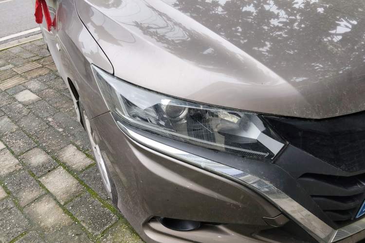Used Honda Gienia 2017 1.5L CVT Comfort Version Right Front Headlight