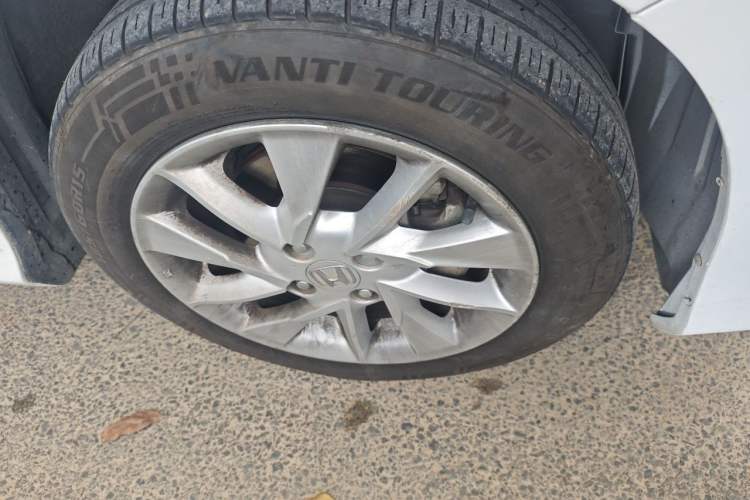 Used Honda Gienia 2017 1.5L CVT Comfort Version Right Front Wheel Hub