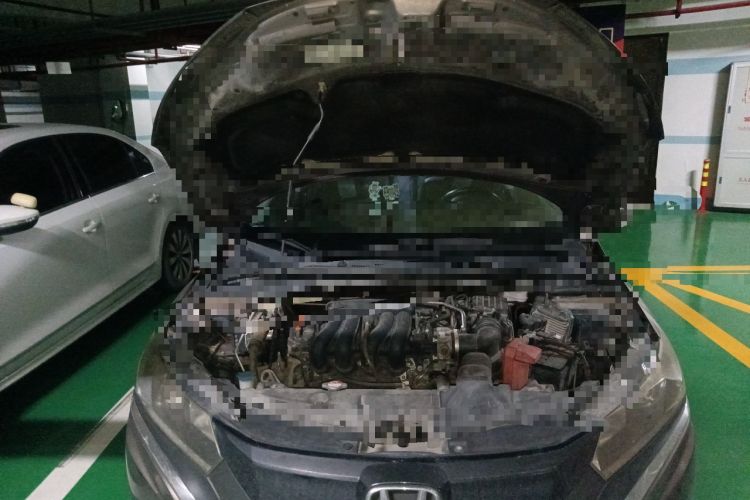 Used Honda Gienia 2017 1.5L CVT Fashion Edition Engine Bay