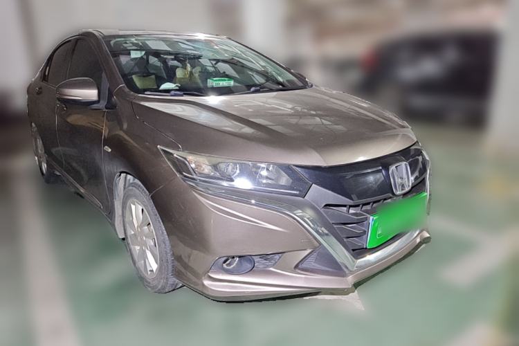 Used Honda Gienia 2017 1.5L CVT Comfort Version Front Right 45 Deg