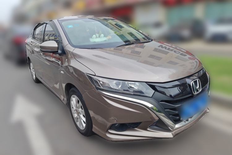 Used Honda Gienia 2017 1.5L CVT Comfort Version Front Right 45 Deg
