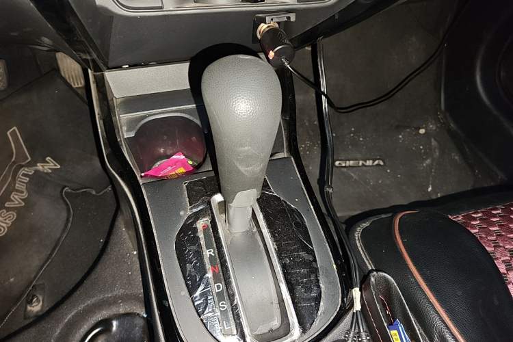 Used Honda Gienia 2017 1.5L CVT Comfort Version Gear Lever