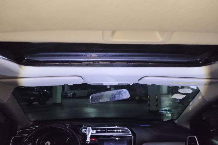 Used Honda Gienia 2017 1.5L CVT Fashion Edition Headliner