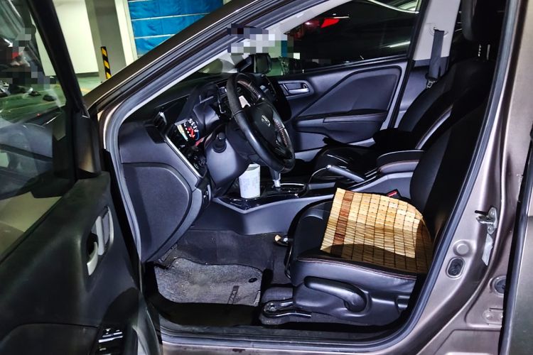 Used Honda Gienia 2017 1.5L CVT Fashion Edition Left Front Seat