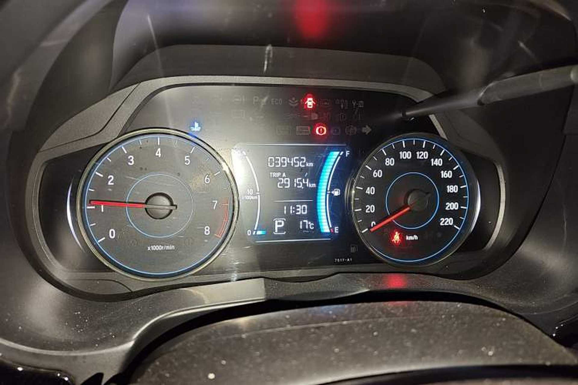 Used Honda Gienia 2017 1.5L CVT Comfort Version Odometer Close Up