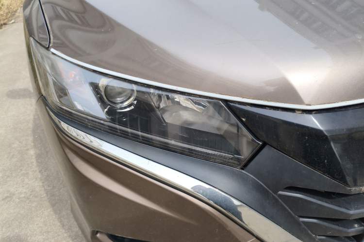 Used Honda Gienia 2017 1.5L CVT Comfort Version Right Front Headlight