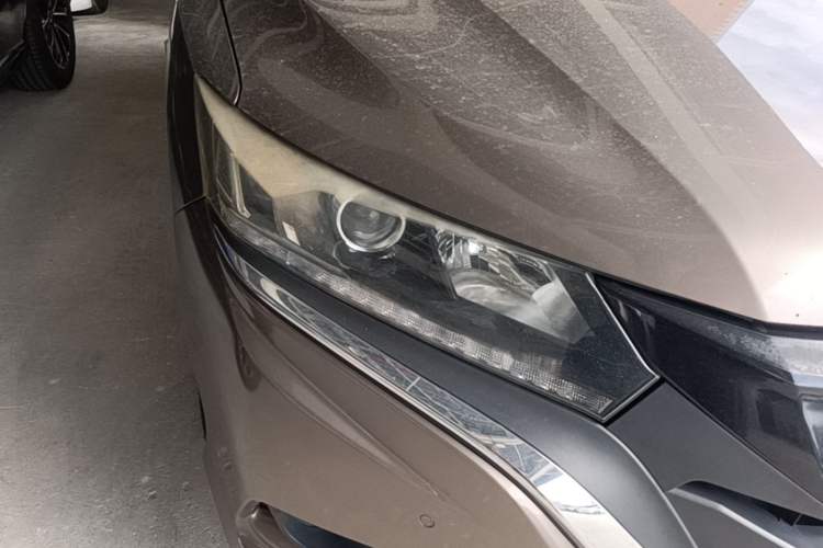 Used Honda Gienia 2017 1.5L CVT Luxury Edition Right Front Headlight