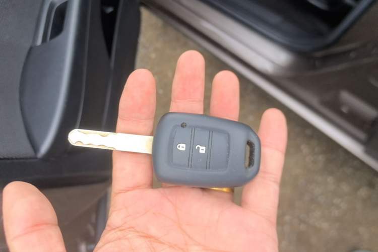 Used Honda Gienia 2017 1.5L CVT Comfort Version Vehicle Key