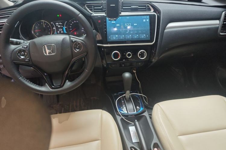 Used Honda Gienia 2017 1.5L CVT Comfort Version Center Console