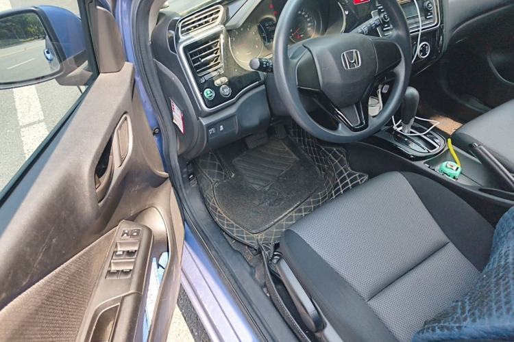 Used Honda Gienia 2017 1.5L CVT Comfort Version Driver Seat