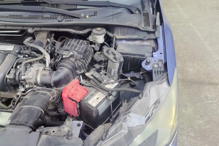 Used Honda Gienia 2017 1.5L CVT Fashion Edition Engine Bay Left