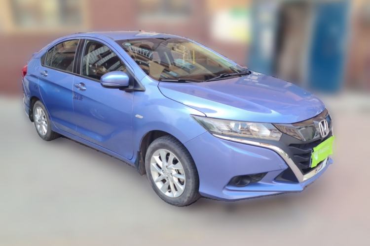 Used Honda Gienia 2017 1.5L CVT Classic Edition Front Right 45 Deg