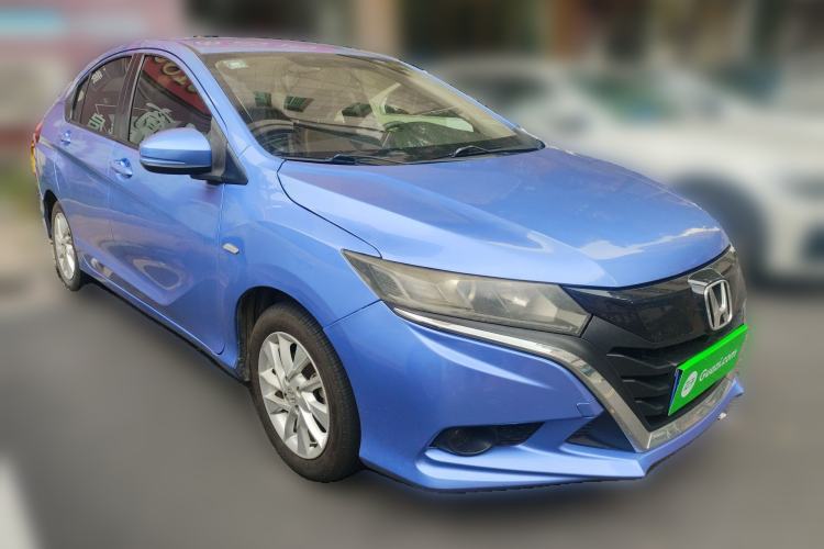 Used Honda Gienia 2017 1.5L CVT Classic Edition Front Right 45 Deg
