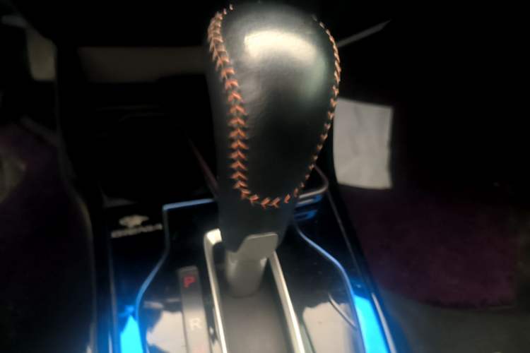 Used Honda Gienia 2017 1.5L CVT Fashion Edition Gear Lever