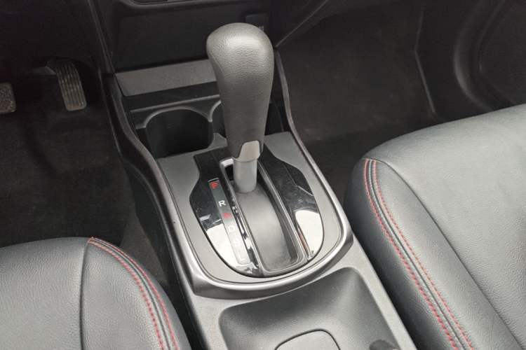 Used Honda Gienia 2017 1.5L CVT Classic Edition Gear Lever