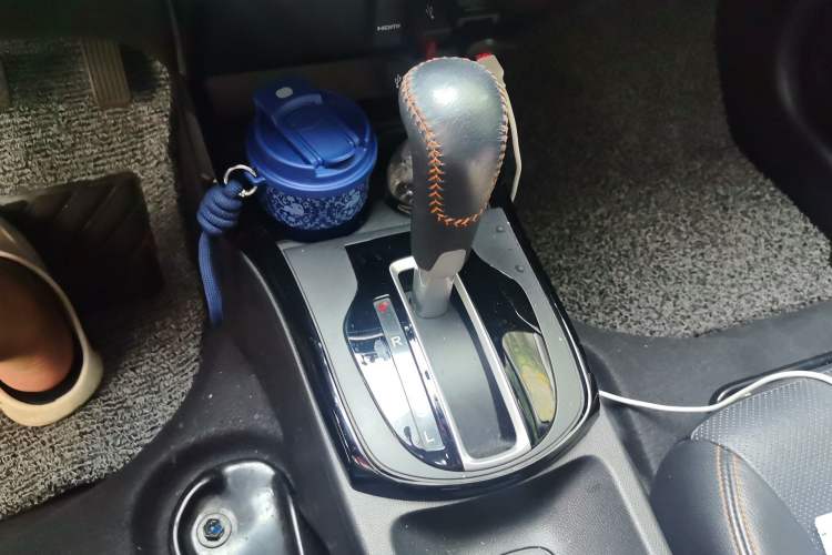 Used Honda Gienia 2017 1.5L CVT Fashion Edition Gear Lever