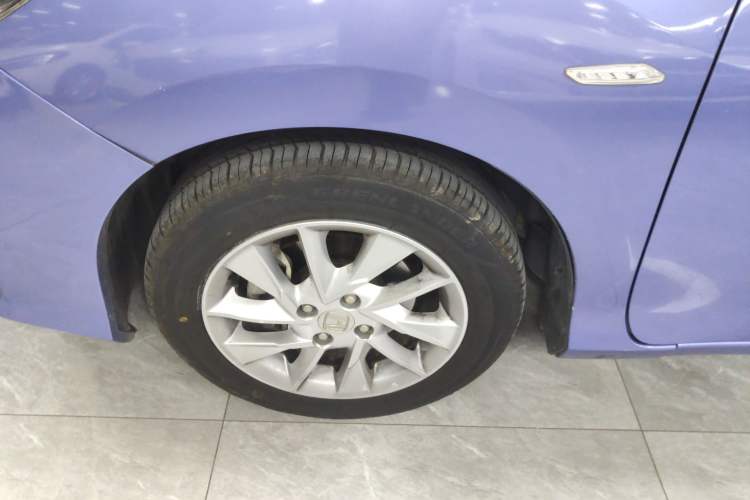 Used Honda Gienia 2017 1.5L CVT Classic Edition Left Front Wheel Hub