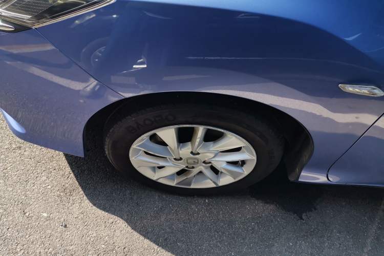 Used Honda Gienia 2017 1.5L CVT Classic Edition Left Front Wheel Hub