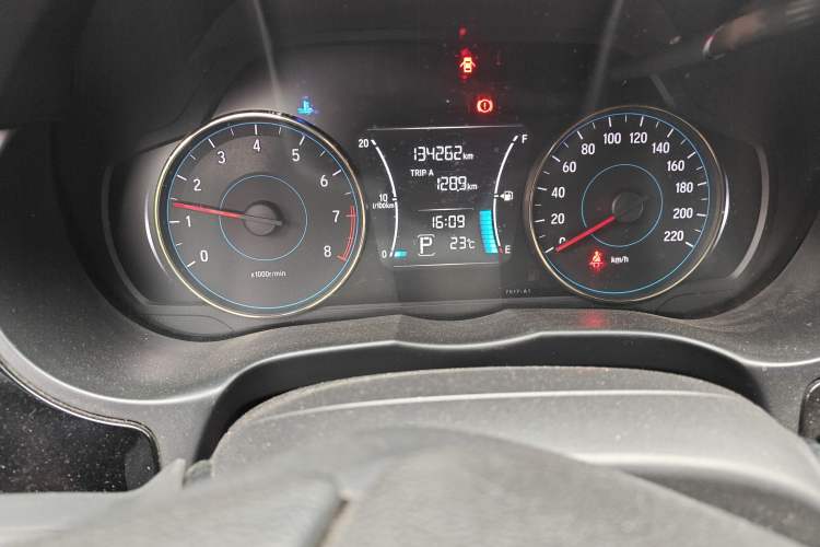 Used Honda Gienia 2017 1.5L CVT Comfort Version Odometer Close Up